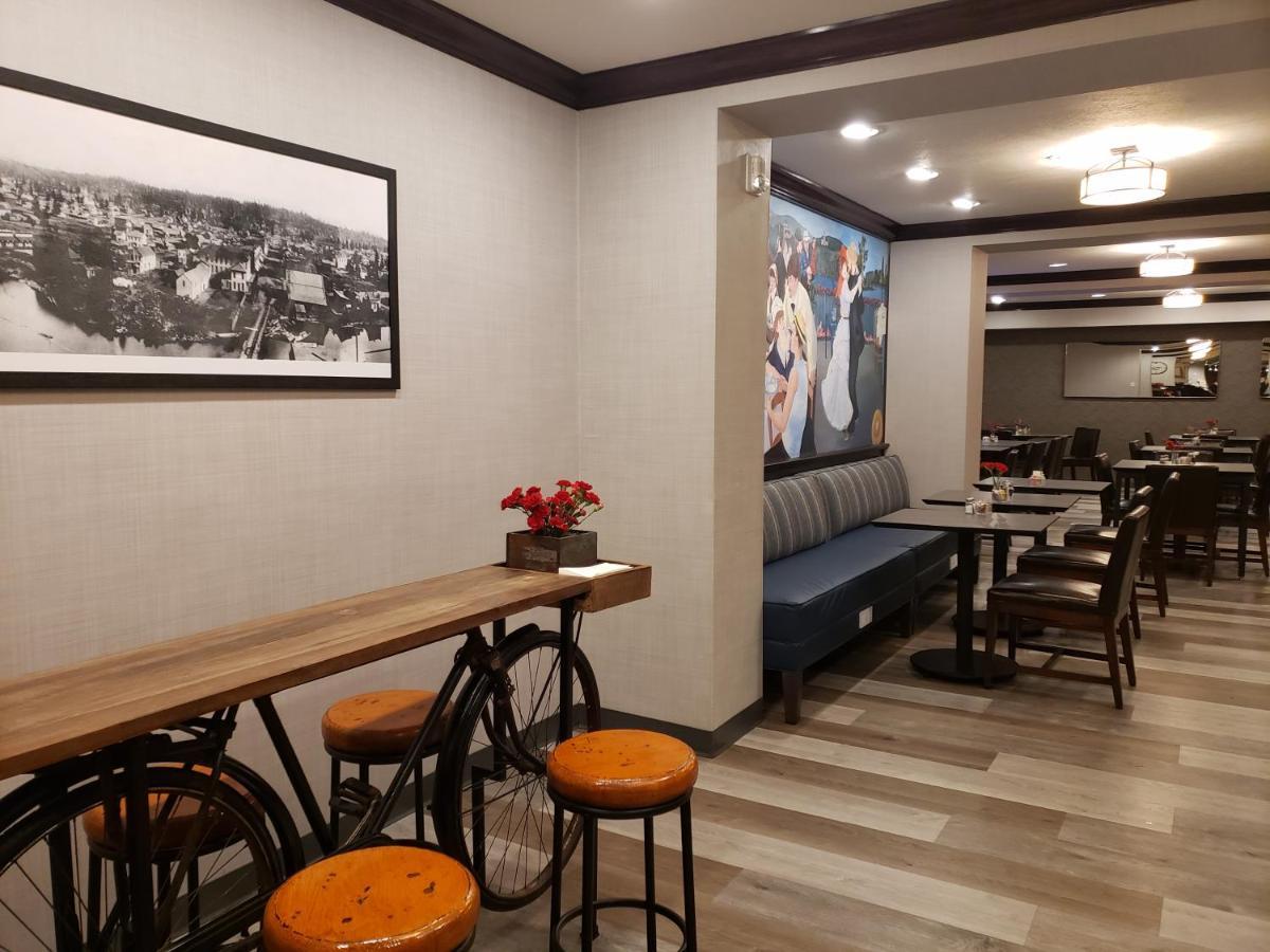 Oxford Suites Spokane Downtown Экстерьер фото