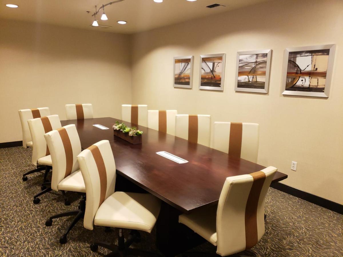 Oxford Suites Spokane Downtown Экстерьер фото
